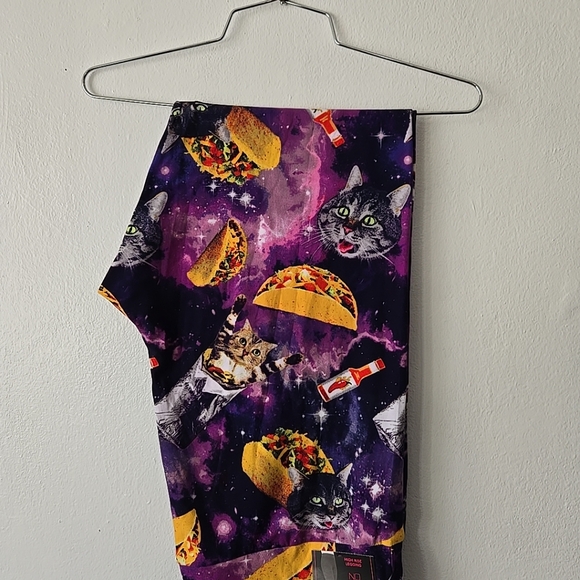 NWT High RISE LEGGING CATS & TACOS BASIC LEGGING - Picture 6 of 6